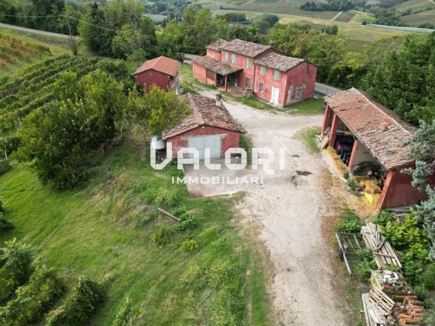 PODERE AGRICOLO DI CIRCA HA 31 OLTRE A CORTE CON CASA COLONICA E SERVIZI - Foto 3