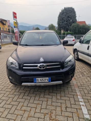 Toyota RAV 4 RAV4 2.2 D-4D 177 CV Luxury - Foto 6
