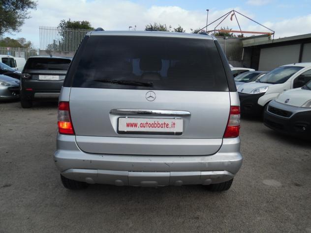 Mercedes-benz ML 320 CAT 224 CV - Foto 6