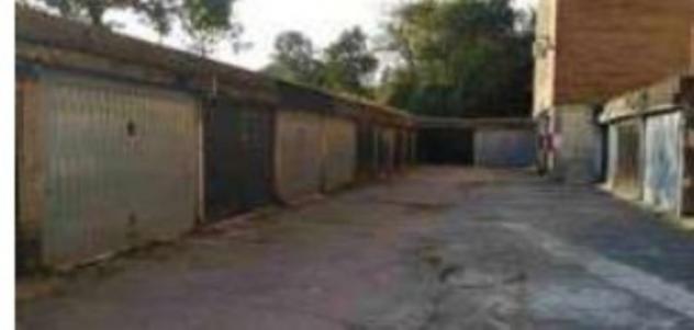 Immobile in asta di 15 m², box auto in vendita a Solaro - Foto 3