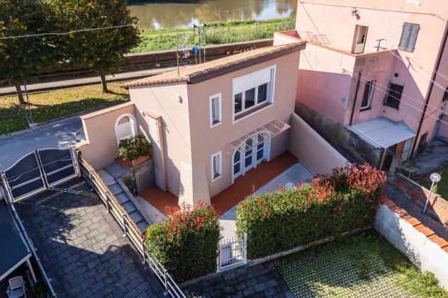 Casa singola in vendita a Calcinaia 100 mq Rif: 1352897