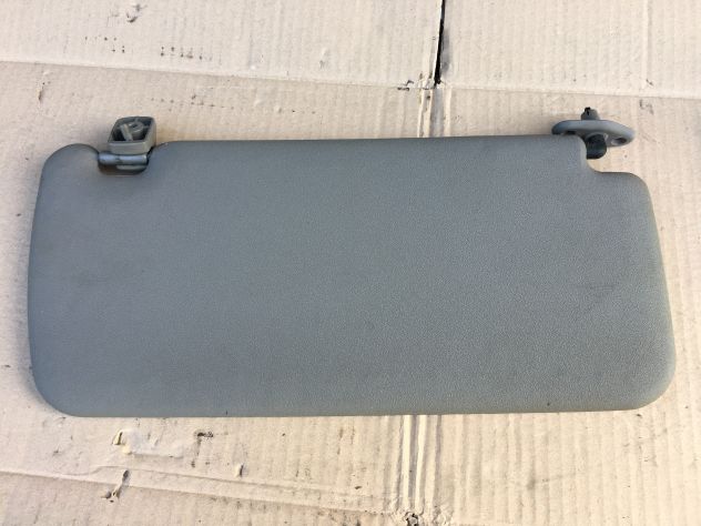 Aletta Parasole SINISTRA / SX con gancetto NISSAN NAVARA PICK UP D22 2004