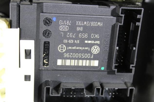 3C1837462L MOTORINO MECCANISMO ALZA-VETRO ALZA-CRISTALLO PORTA ANTERIORE DESTRA VOLKSWAGEN PASSAT SW 2.0 D 103KW 6M 5P (2007) RICAMBIO USATO 1K0959702 - Foto 3