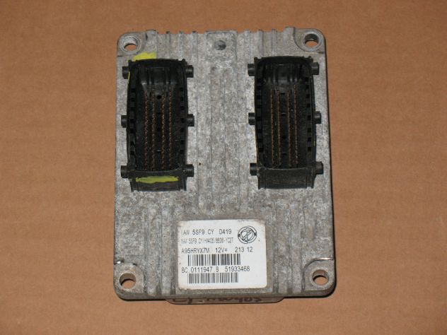 51933468 5SF9.CY ECU LANCIA YPSILON 1.2 51933468 IAW 5SF9.CY HW405 D419