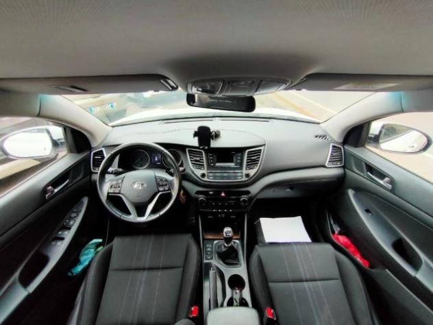 HYUNDAI Tucson 1.7 CRDi Comfort rif. 23501144 - Foto 9