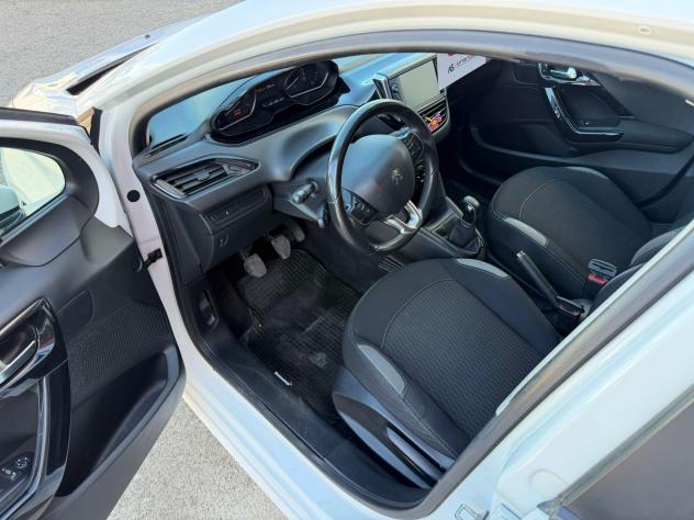 Peugeot 208 1.2 PureTech 5p 2017 UNIPRO 67000km!!! - Foto 5