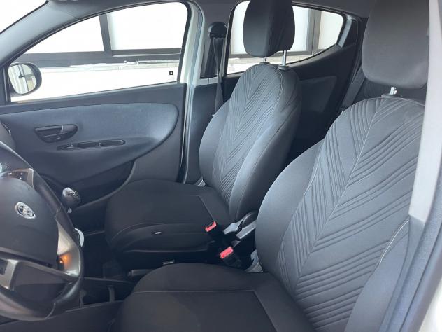 Lancia Ypsilon 1.0 FireFly 70cv S&S Hybrid GOLD PLUS - Foto 9