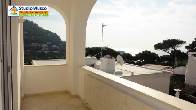 Studio Musco vende a Capri, via Dalmazio Birago, interessante appartamento, al secondo ed ultimo piano. L' appartamento è di circa 100mq coperti e ci - Foto 13