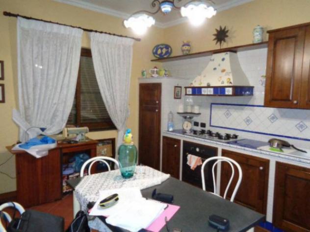 Immobile in asta di 131 m² con più di 5 locali e box auto in vendita a Giugliano in Campania - Foto 7