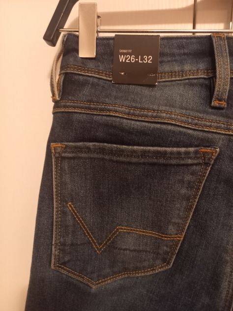 VENDO JEANS DONNA MOTO MARCA REV'IT NUOVI - Foto 6