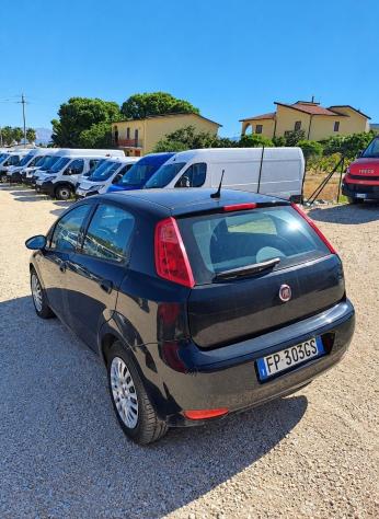 Fiat Punto 1.3 MJT II S&S Street - 2018 34.000km - Foto 4