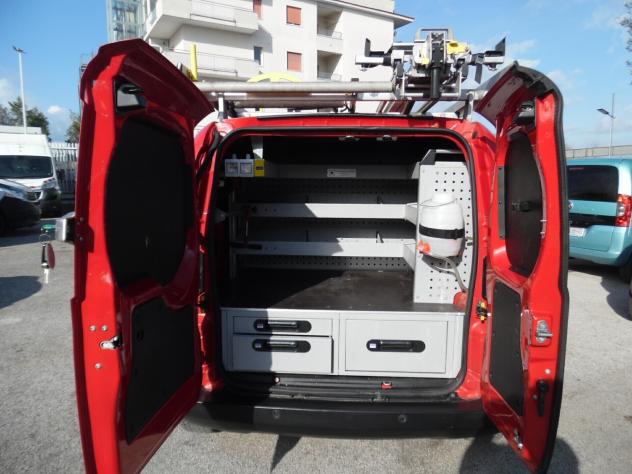 Fiat Fiorino 1.3 MJT 95CV Cargo Adventure - Foto 7