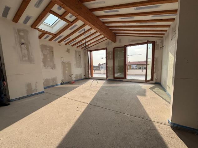 Biassono - Attico di pregio al 4° piano con terrazzo panoramico di 70 m² - Foto 18