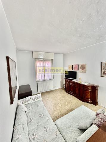 Appartamento di 3 locali al piano terra, senza spese condominiali e con spazio esterno privato - Foto 2
