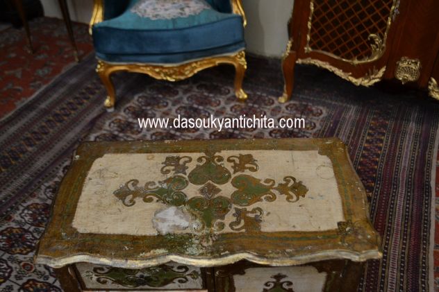 Comodino-mobiletto stile fiorentino metà XX secolo - Foto 2