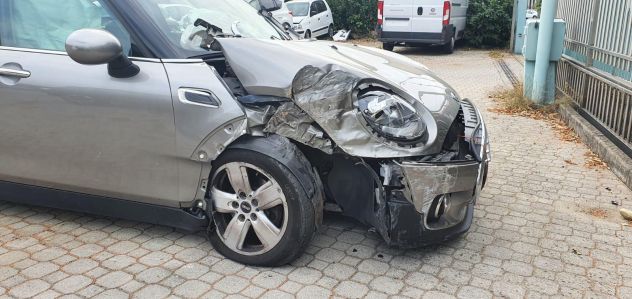 COMPRO AUTO INCIDENTATE MOTO INCIDENTATE BOLZANO T 3355609958 - Foto 2