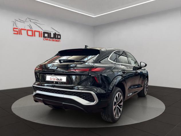 Audi Q3 Sportback 1.5 e-hybrid 272 cv S tronic S Line Edition - Foto 8
