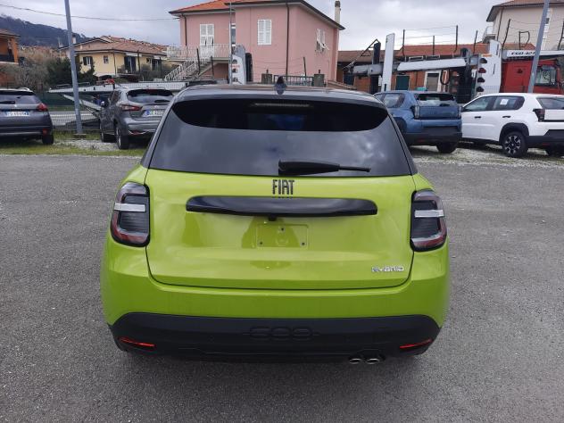 FIAT 600 1.2 Hybrid 145cv Sport Ed Mil Cort 26 - Foto 6