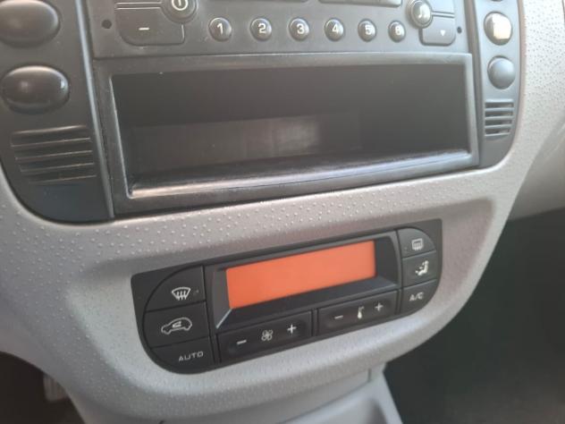 Citroen C3 1.4 HDi Exclusive - Foto 6