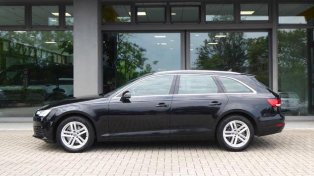 AUDI A4 Avant 2.0 TDI 150 CV S-Tronic rif. 23763657 - Foto 2