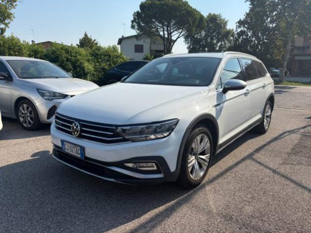 VOLKSWAGEN Passat Alltrack 2.0 TDI 200 CV 4MOTION DSG rif. 23880508