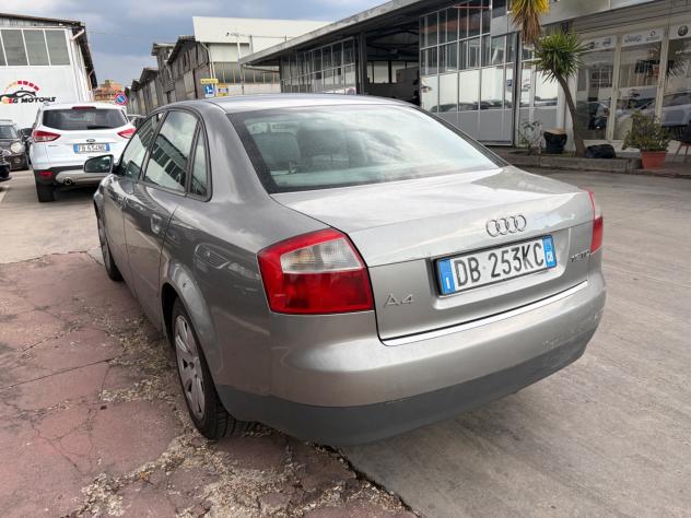 Audi A4 1.9 TDI/130 CV cat BERLINA - Foto 5