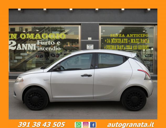 Lancia Ypsilon 1.2 Ecochic Black And Noir(GPL LANCIA) - Foto 3
