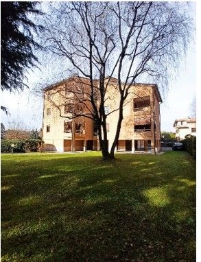 ASTA: ARCORE, via Calabria, trilocale con autorimessa singola - Foto 3