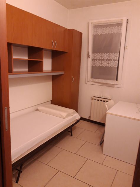 APPARTAMENTO PER 3 STUDENTI/ESSE A 600MT DA SEGRETERIA MATRICOLE - Foto 5