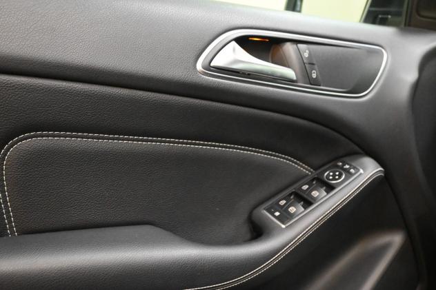 MERCEDES Classe B (T246/242) B 200 d Automatic Sport - Foto 10