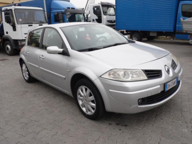 RENAULT Megane Mégane 1.9 dCi/130CV 4p. rif. 8432898 - Foto 7