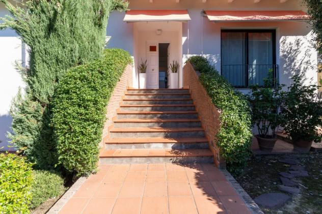 Villa in vendita a Empoli 200 mq Rif: 1452898