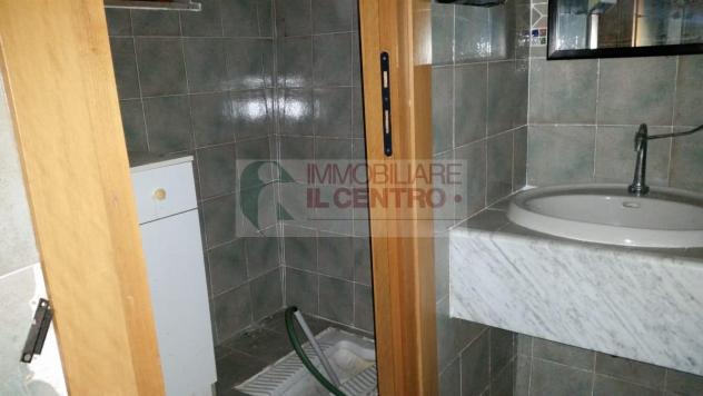 fondo commerciale su due livelli - Foto 4