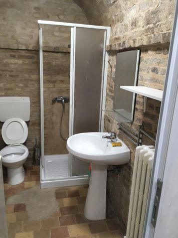 A 50 mt UNIV.MATRIMONIALE CON BAGNO E CUCINA PRIVATA - Foto 5