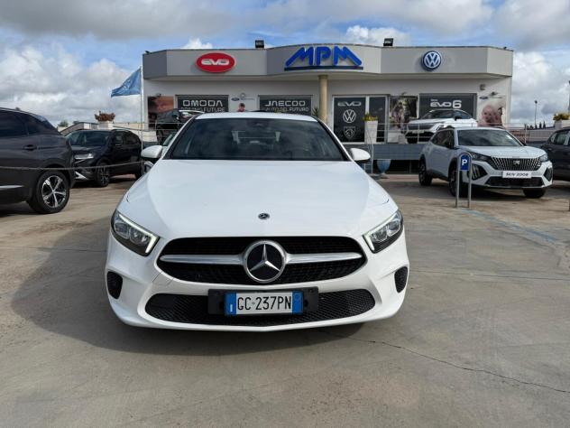 MERCEDES- BENZ CLASSE A 180 D AUTOMATIC BUSINESS EXTRA - Foto 3