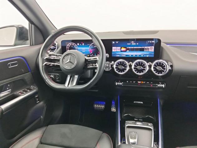 Mercedes-Benz GLA 180 d Automatic AMG Line Premium Plus - Foto 10