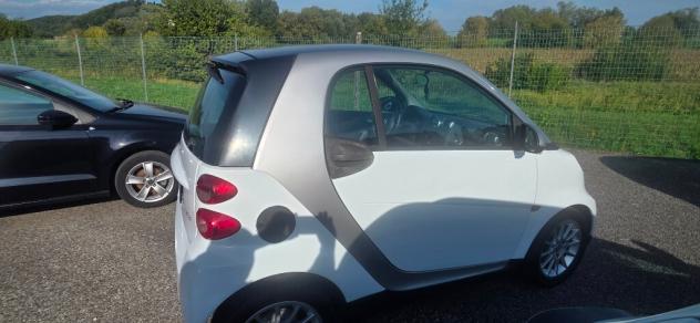 SMART fortwo 2ª serie fortwo 1000 52 kW MHD coupé passion - Foto 3