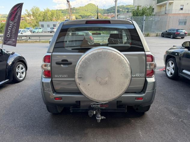 Suzuki Grand Vitara 1.6 16V 3 porte (GPL) Gancio di traino - Foto 6
