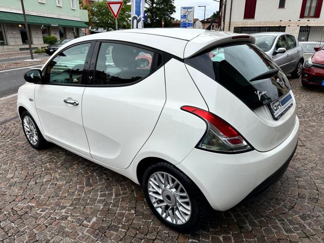 Lancia Ypsilon 1.3MJT 95CV 5P -Neopatentati - Foto 4