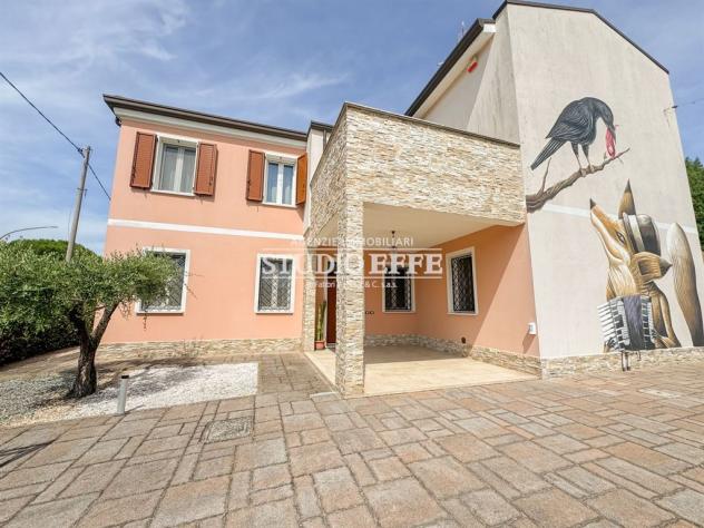 Villa indipendente con parco completamente ristrutturata - Foto 3