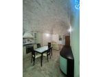 Casamassima; Soluzione Indipendente in pietra. Ristrutturata. Arredata. Libera.