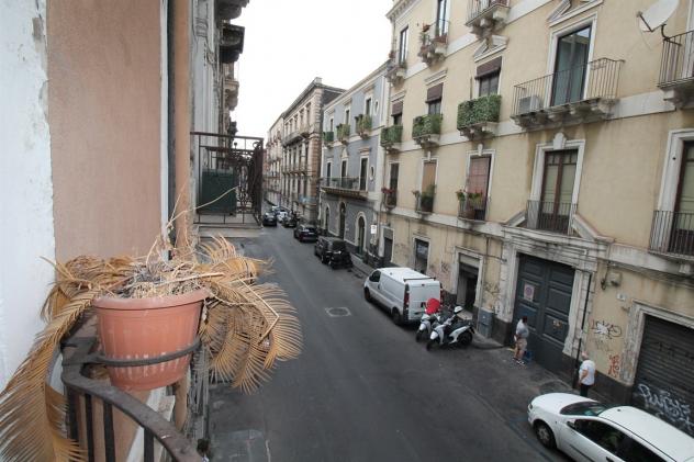 VENDESI APPARTAMENTO IN VIA A. DI SANGIULIANO - Foto 9