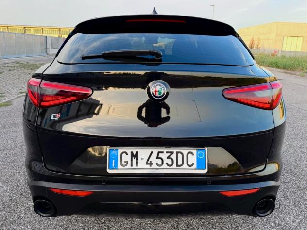 Alfa Romeo Stelvio 2.2 Turbodiesel 190 CV AT8 Q4 Sprint TotalBlack - Foto 9