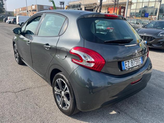 Peugeot 208 1.4 HDi 68 CV 5 porte Access - Foto 5
