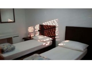 Room in Via Pellegrino Rossi, Milano for 58 m² with 2 bedrooms