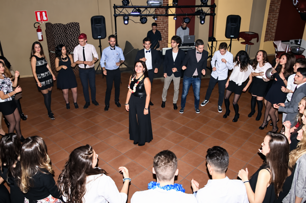 Intrattenimento musicale,dj set,animazione eventi e matrimoni - Foto 4