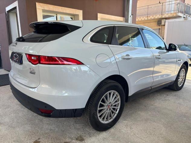 JAGUAR - F-Pace - 2.0d 180 CV AWD aut. Prestige - Foto 5