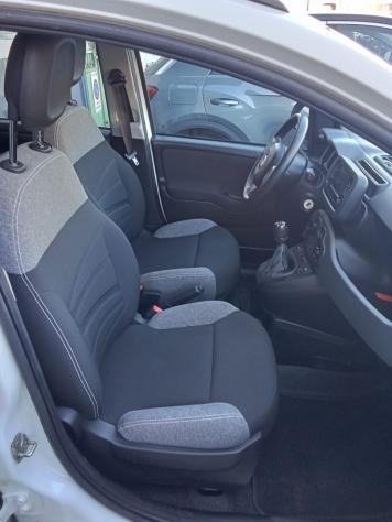 Fiat Panda 1.0 FireFly S&S Hybrid City Life - Foto 6