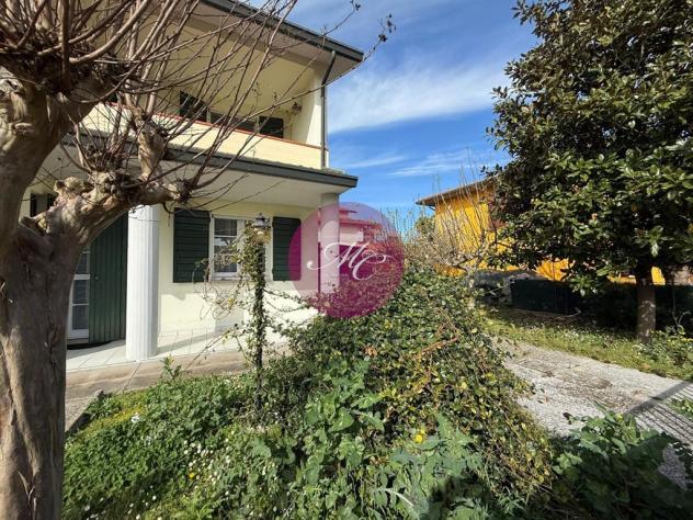 Classe (Ra) - Villetta Bifamiliare con giardino angolare e tre letto - Foto 3