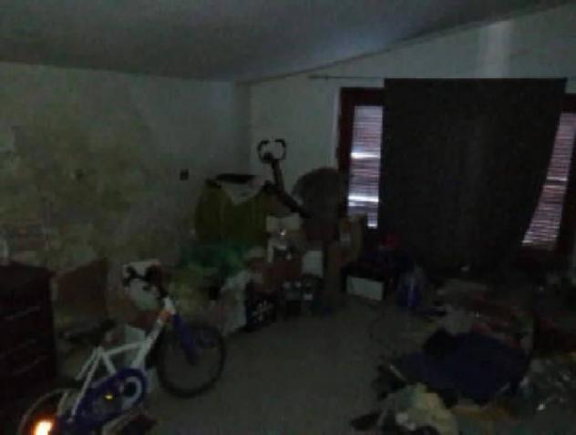 Immobile in asta di 141 m², box auto in vendita a Travedona-Monate - Foto 9